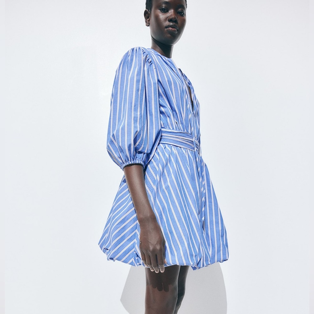 H&M Blue and White Striped Long Sleeve Dress